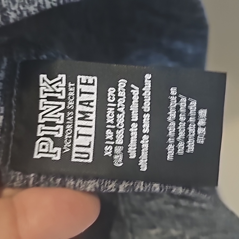 PINK by Victoria's secret ultimate sports bra  XS - Picture 3 of 3